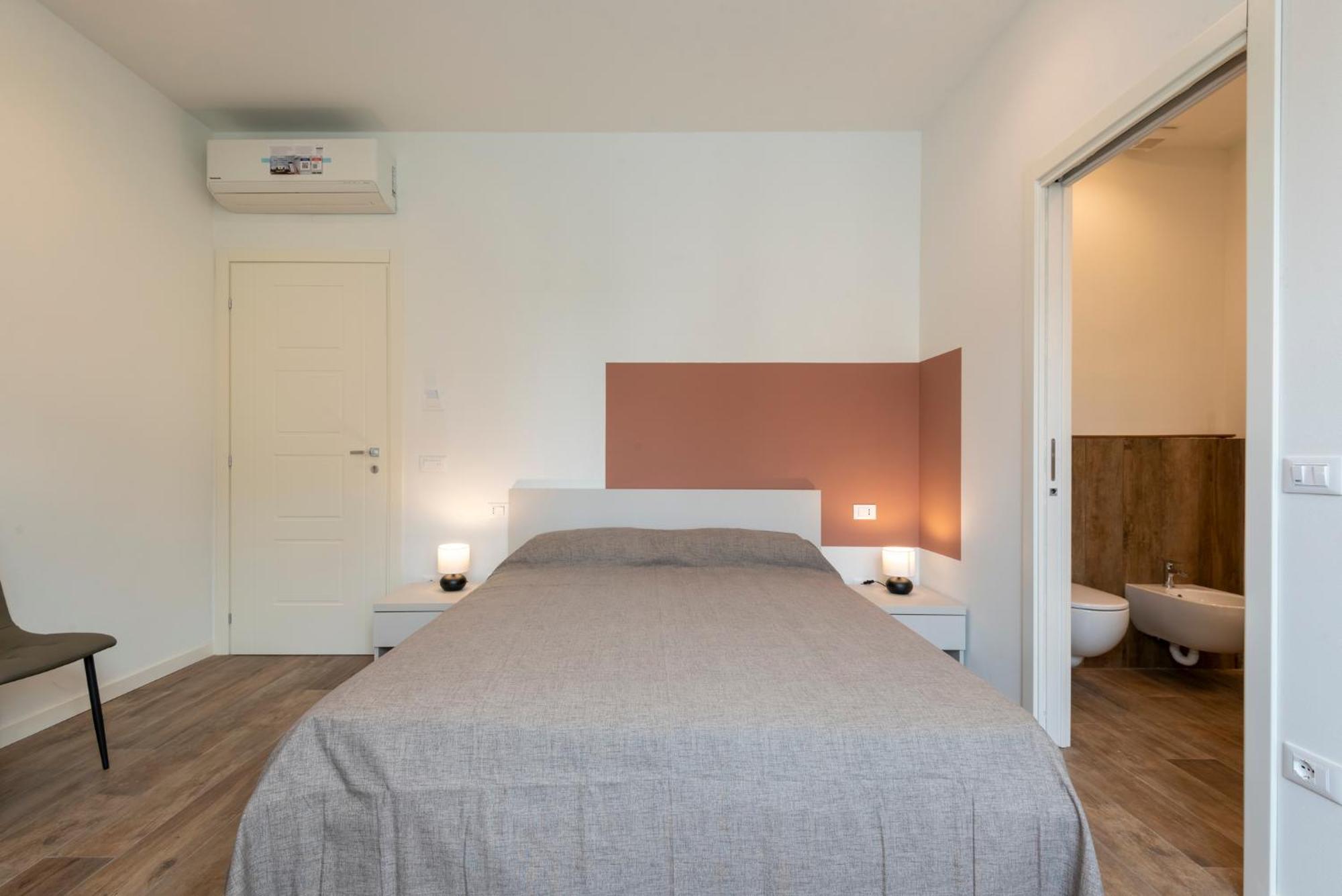 Iarsera Rooms And Apartment Lucques Extérieur photo