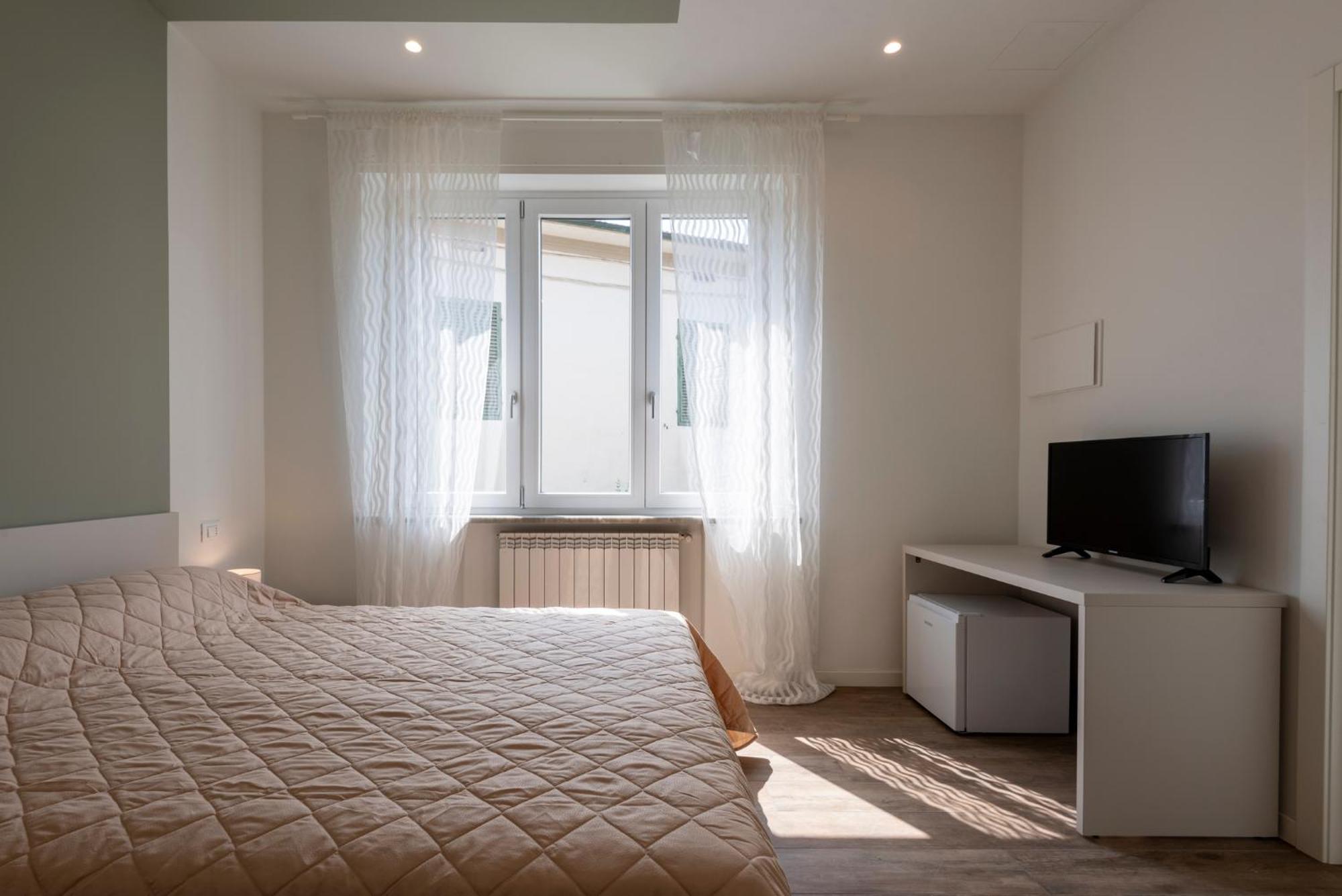 Iarsera Rooms And Apartment Lucques Extérieur photo