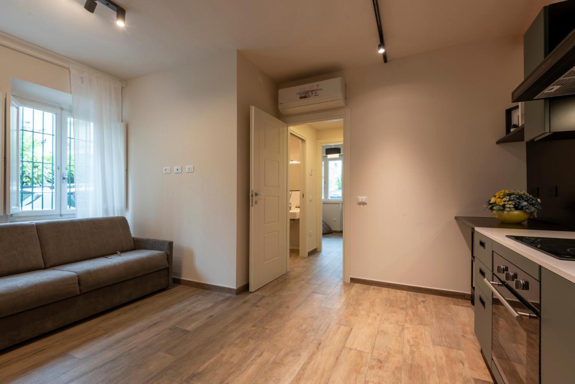 Iarsera Rooms And Apartment Lucques Extérieur photo