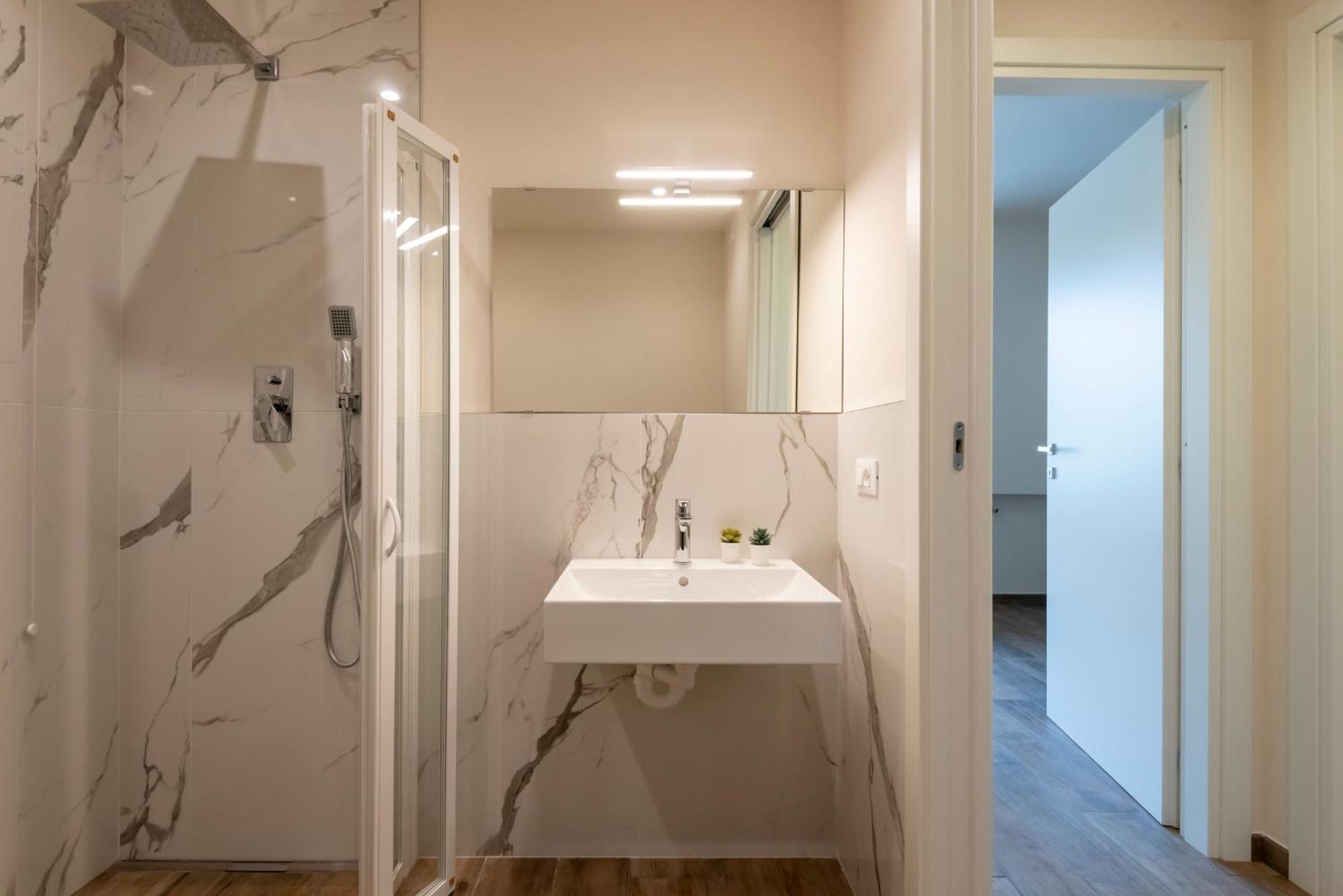 Iarsera Rooms And Apartment Lucques Extérieur photo