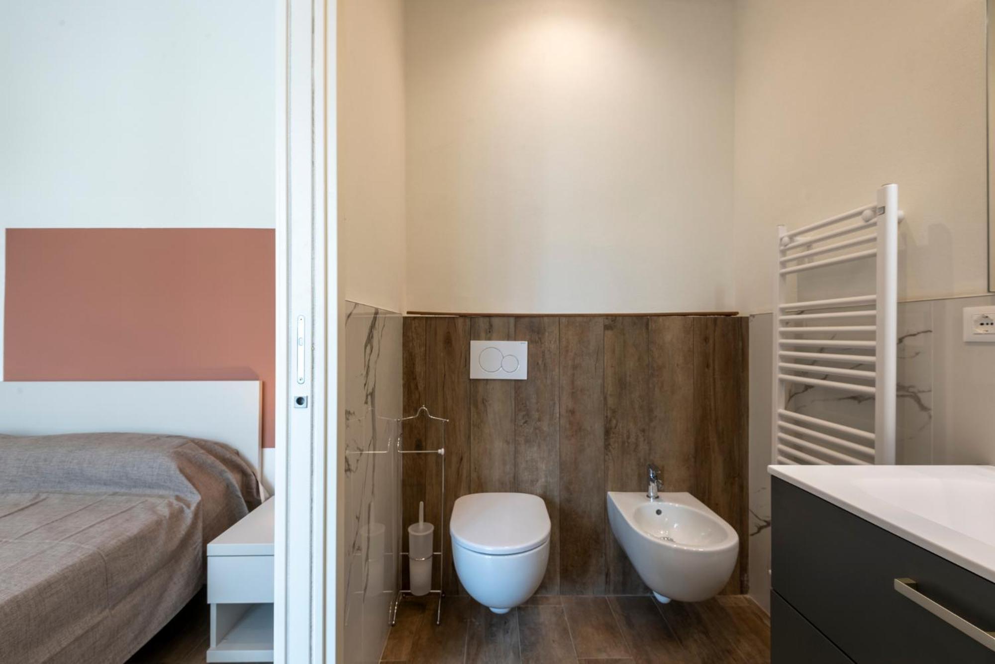Iarsera Rooms And Apartment Lucques Extérieur photo
